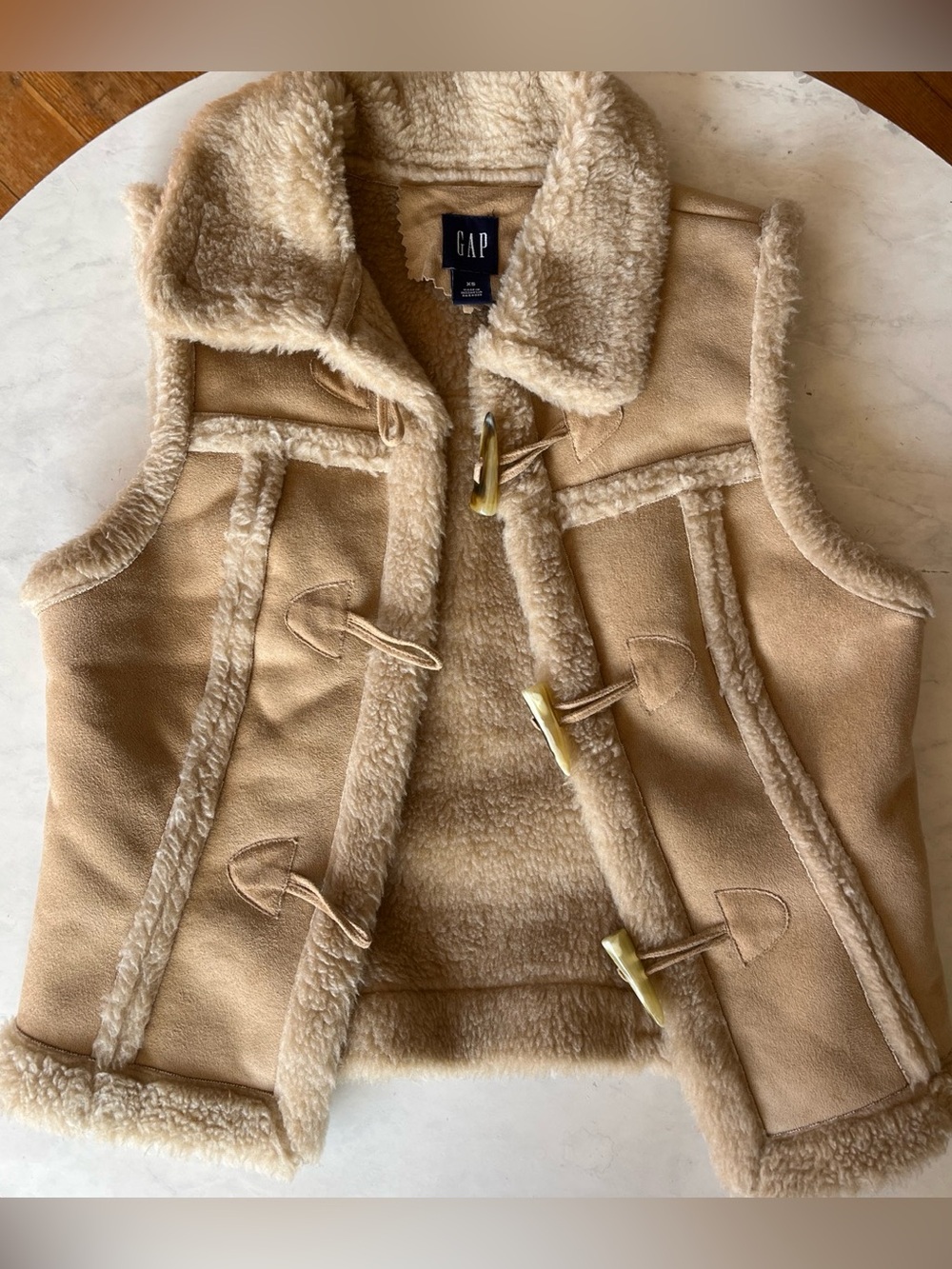 GAP Sherpa-Trim Toggle Vest